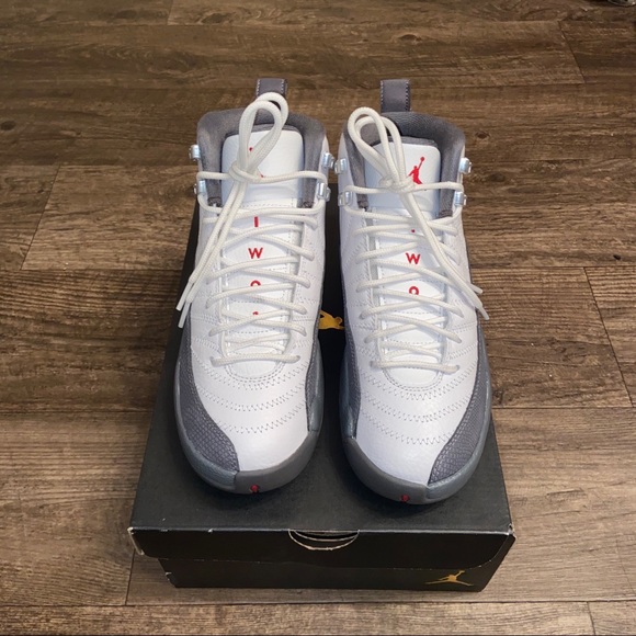 Jordan Retro 12 White Dark Grey - Picture 3 of 8